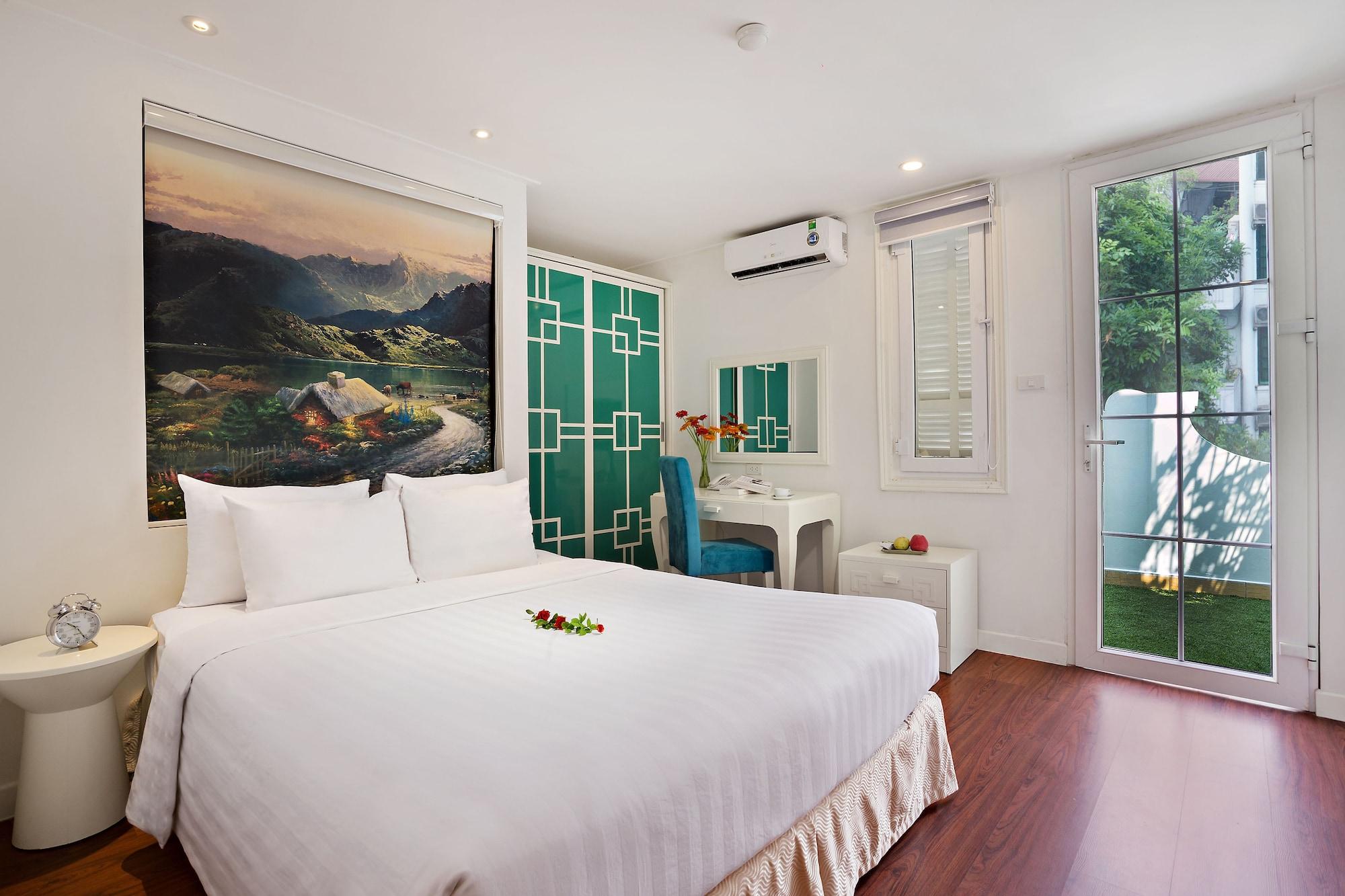 Hà Nội La Selva 3*